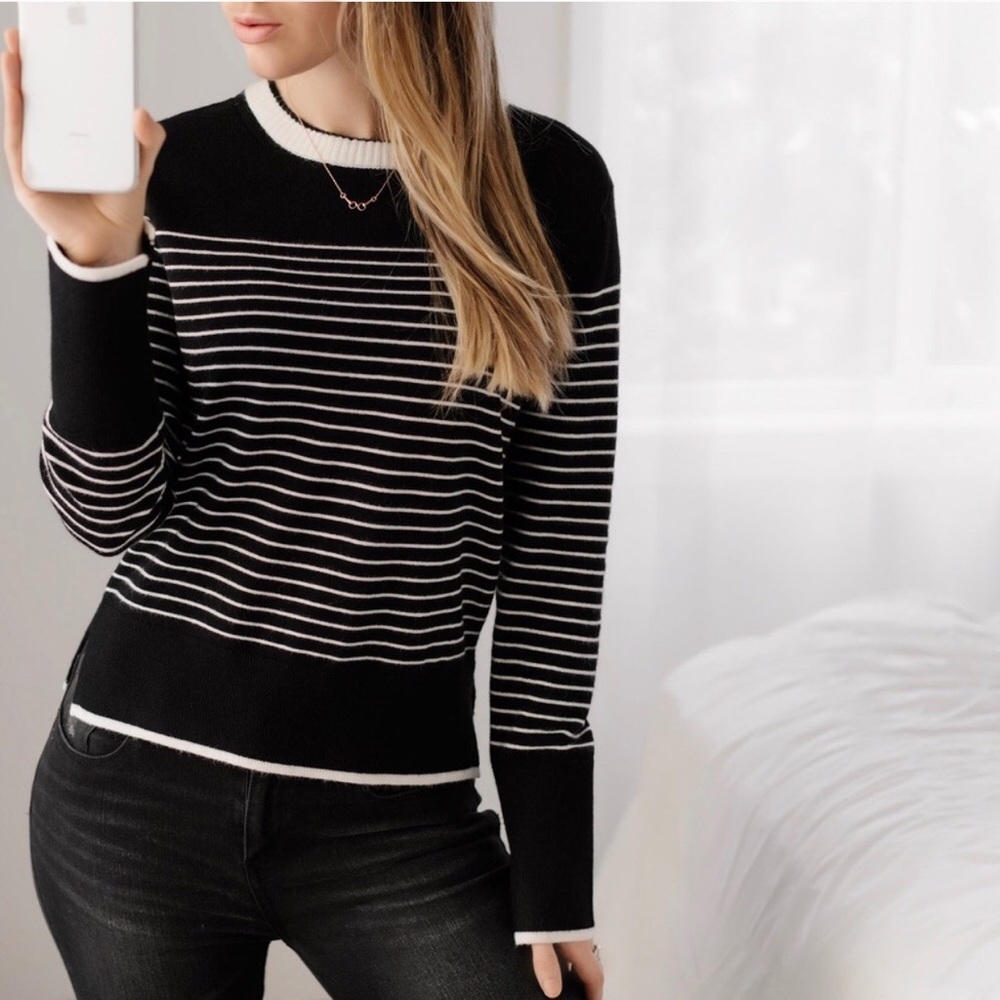 SoldOut11thStreet - Picture 2 of 8